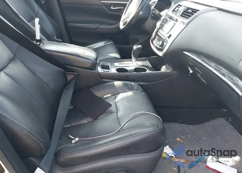 2018 Nissan Altima 2.5 Sl z USA, uszkodzony, nr VIN 1N4AL3AP7JC188532